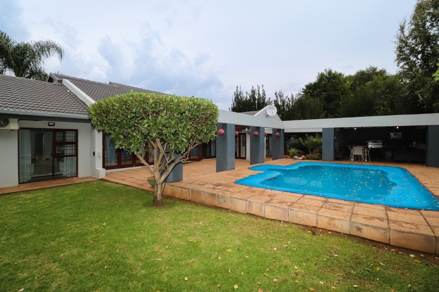 3 Bedroom Property for Sale in Flamwood North West